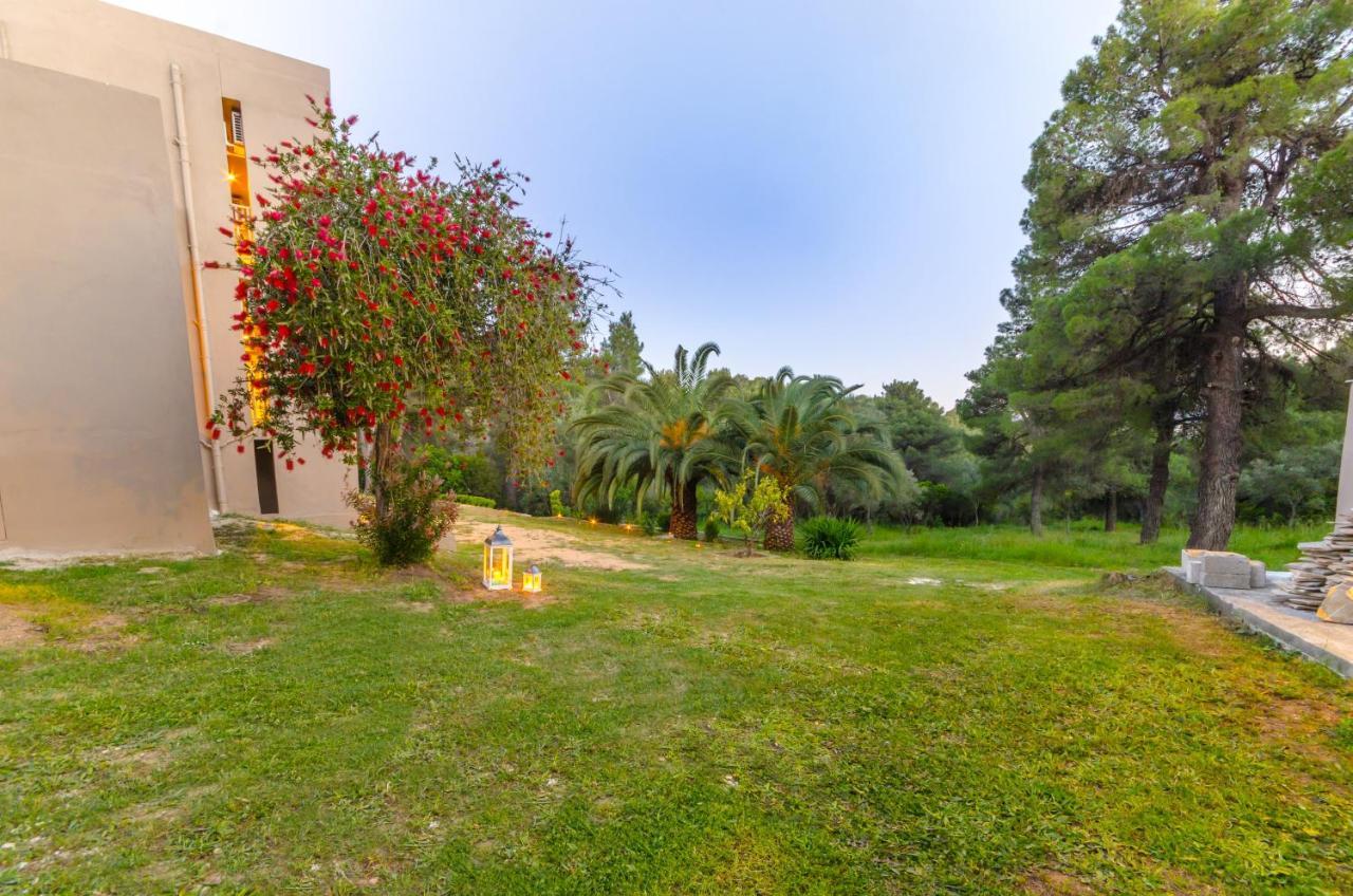 Forest Resort Suites Skiathos Трулос Екстериор снимка
