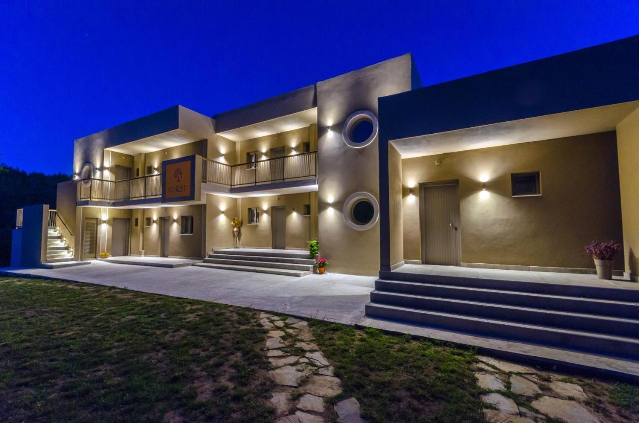Forest Resort Suites Skiathos Трулос Екстериор снимка