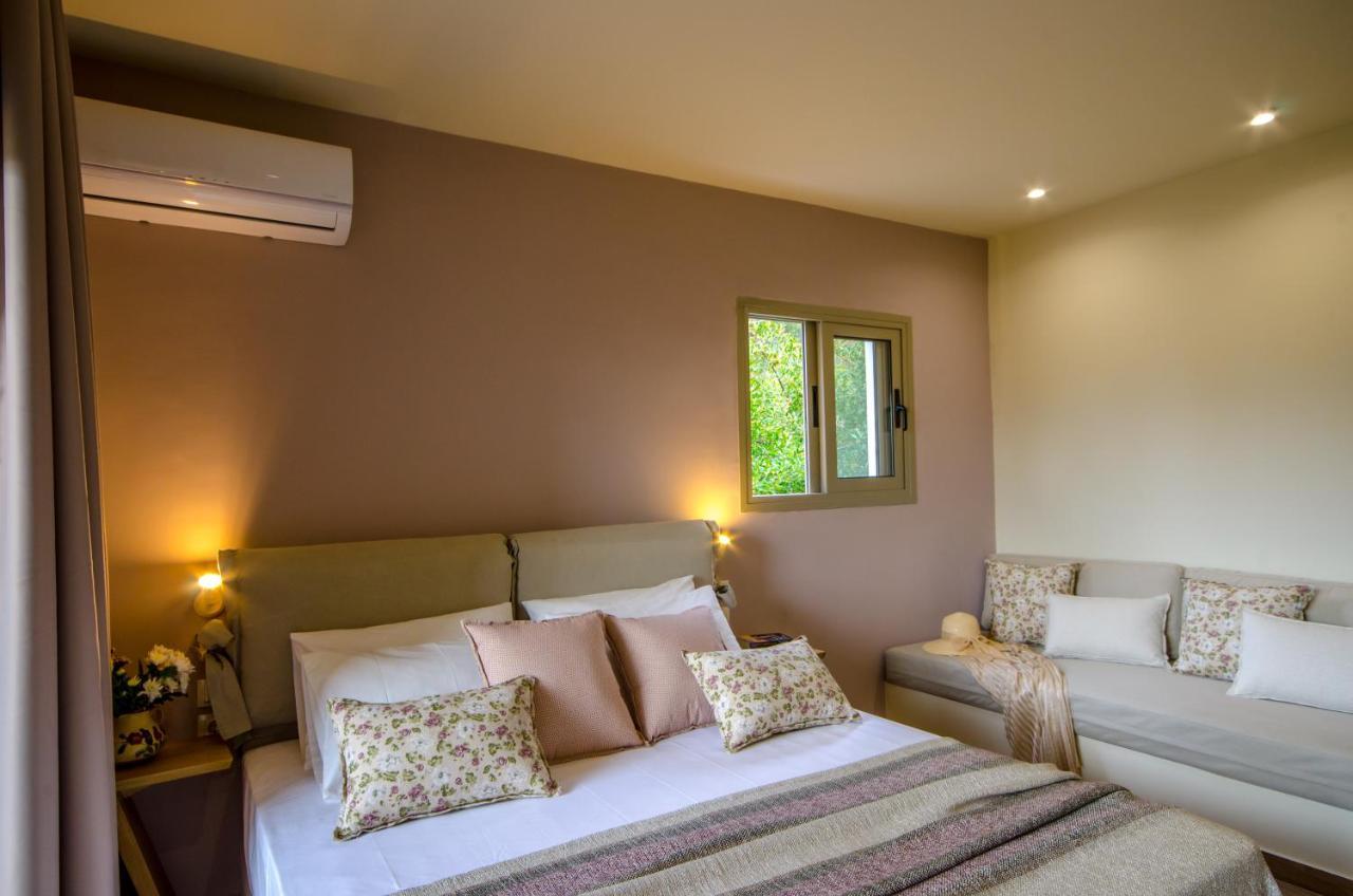 Forest Resort Suites Skiathos Трулос Екстериор снимка