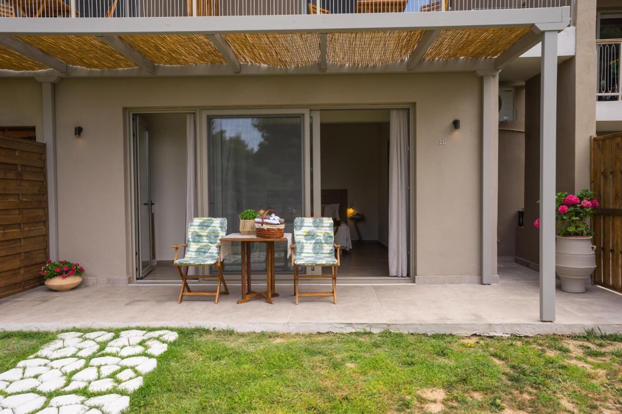 Forest Resort Suites Skiathos Трулос Екстериор снимка