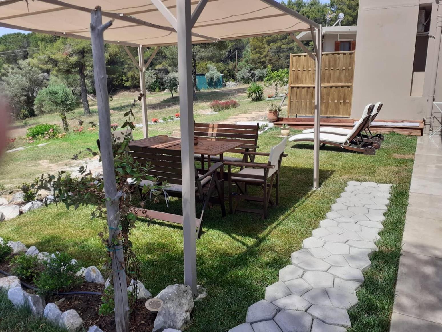 Forest Resort Suites Skiathos Трулос Екстериор снимка